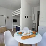 Lägenhet Pause Entre Cite Et Bastide *clim *wifi *smart Tv Carcassonne