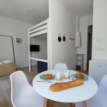 Pause Entre Cite Et Bastide *clim *wifi *smart Tv Apartment